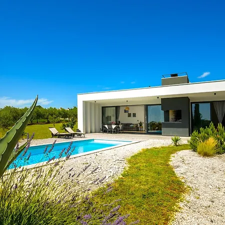 Vinci By Istrialux Villa Smoljanci